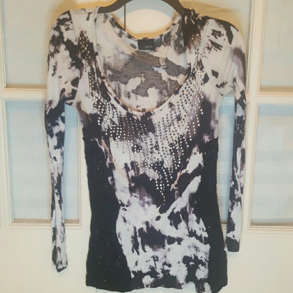 Long Sleeved Shirt